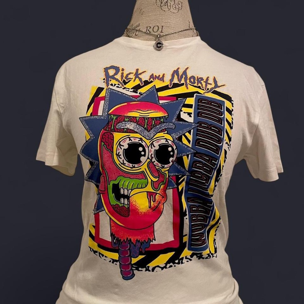 Vibrant Rick Face Graphic tee • SIZE - XS • Skater Aesthetic • 100% Cotton